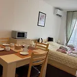 아파트 Family Alex⅋marry 라즐로그