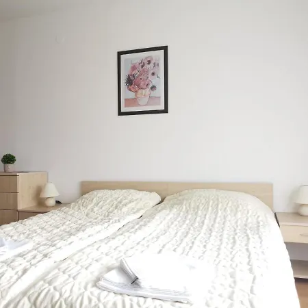 Apartmán Family Alex⅋marry Razlog