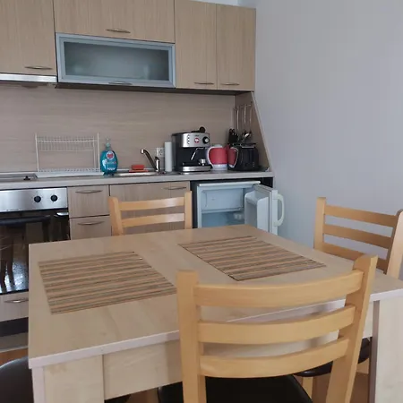 Family Alex⅋marry Апартамент Разлог