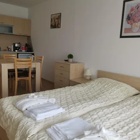 Family Alex⅋marry Апартамент *