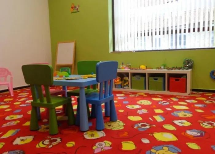 Family Alex⅋marry Razlog